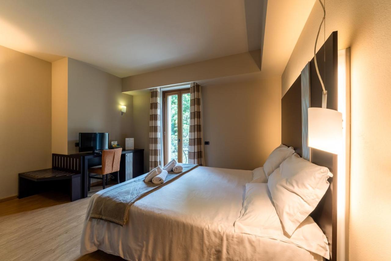 Hotel Ristorante San Carlo Arona Zewnętrze zdjęcie