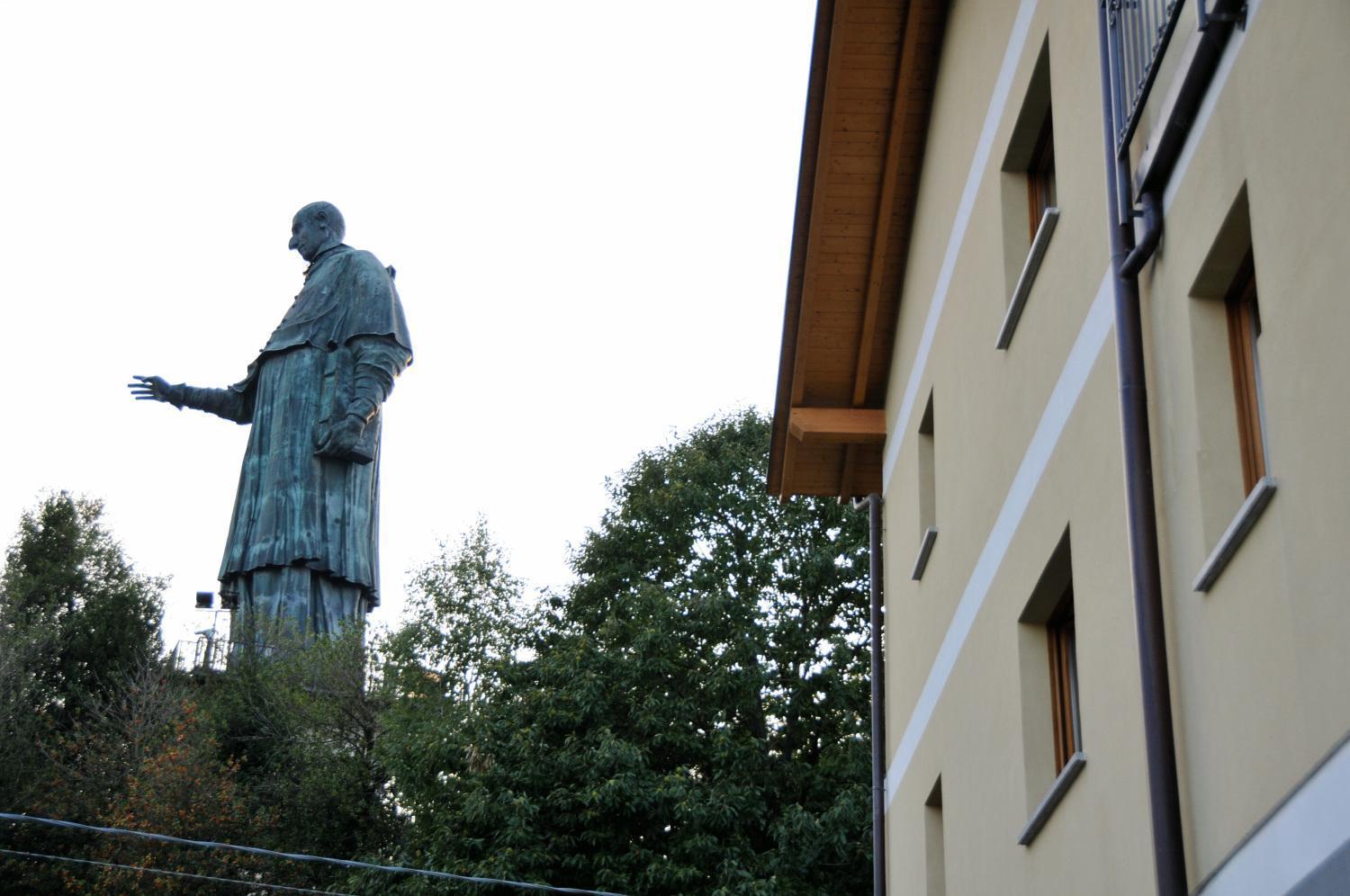 Hotel Ristorante San Carlo Arona Zewnętrze zdjęcie