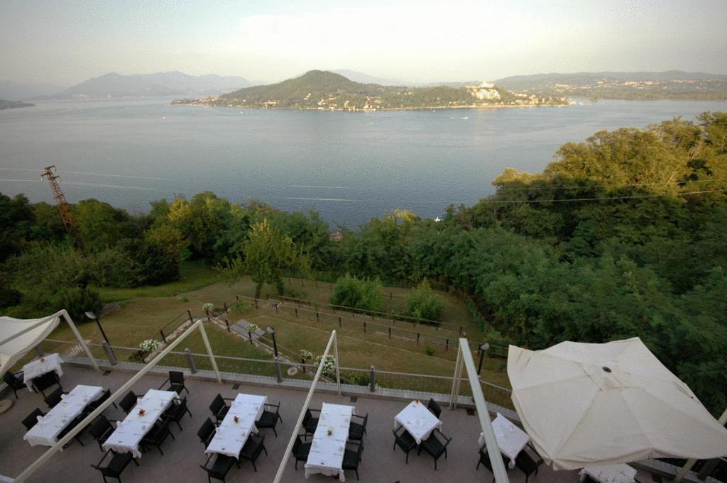 Hotel Ristorante San Carlo Arona Zewnętrze zdjęcie