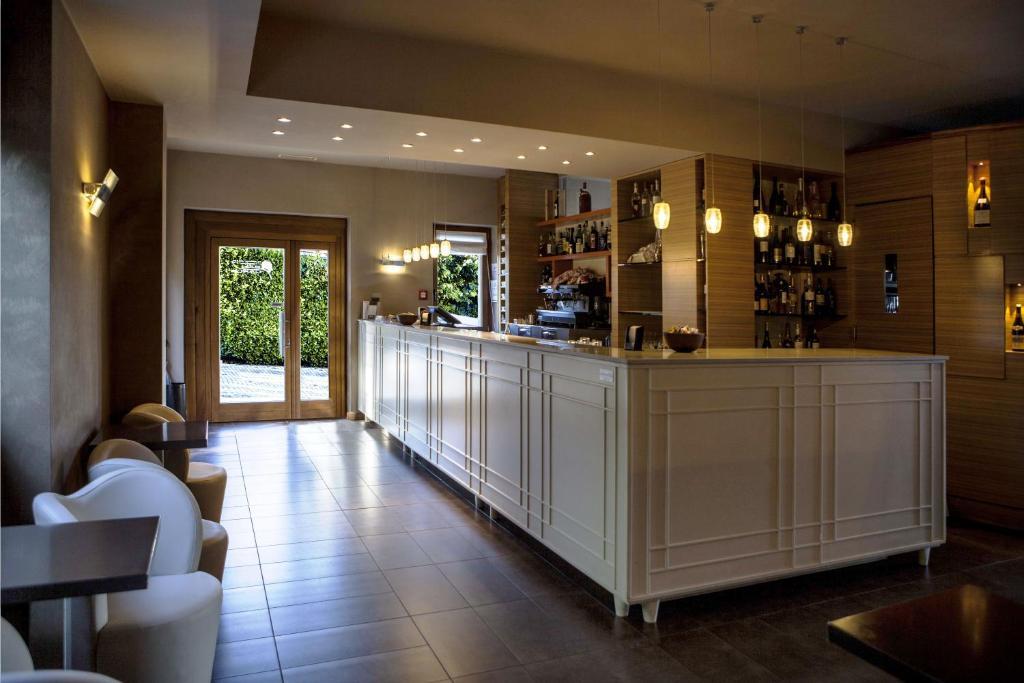 Hotel Ristorante San Carlo Arona Zewnętrze zdjęcie